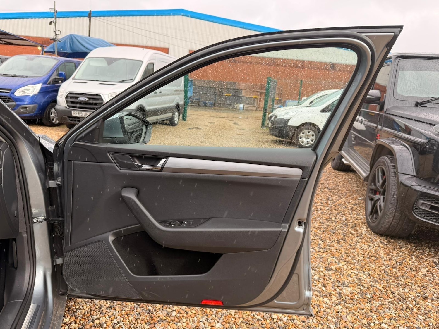 Used Skoda Superb 2016 for sale - 77632921: Photo 76