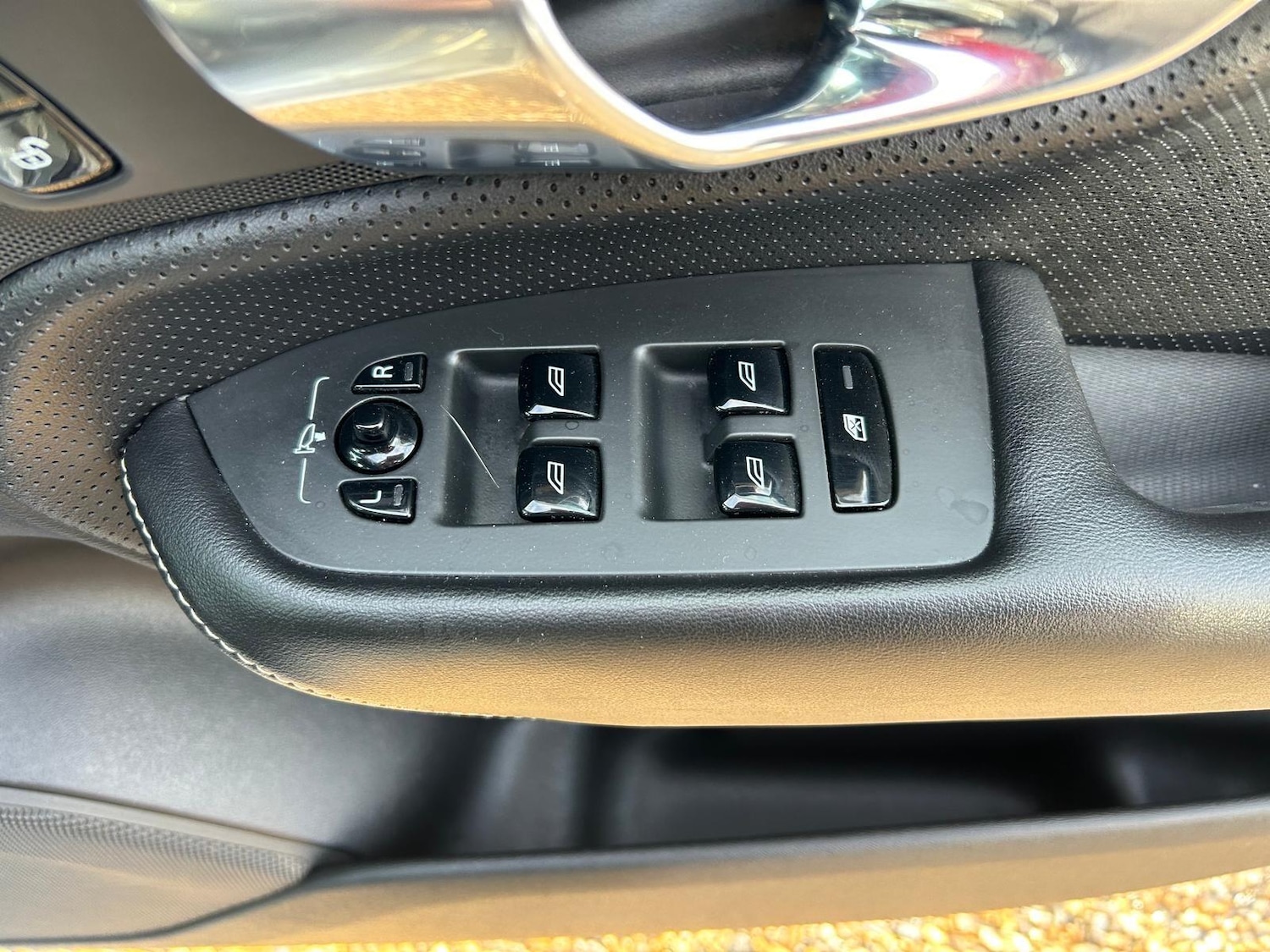 Used Volvo XC90 2017 for sale - 76337255: Photo 21