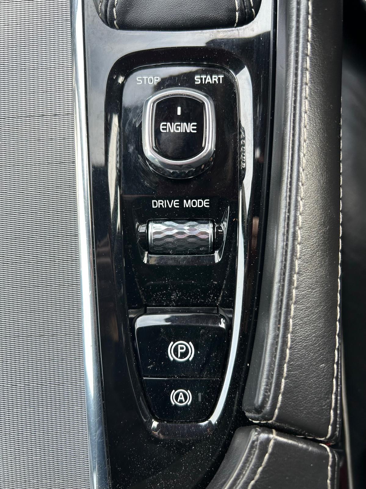 Used Volvo XC90 2017 for sale - 76337255: Photo 30