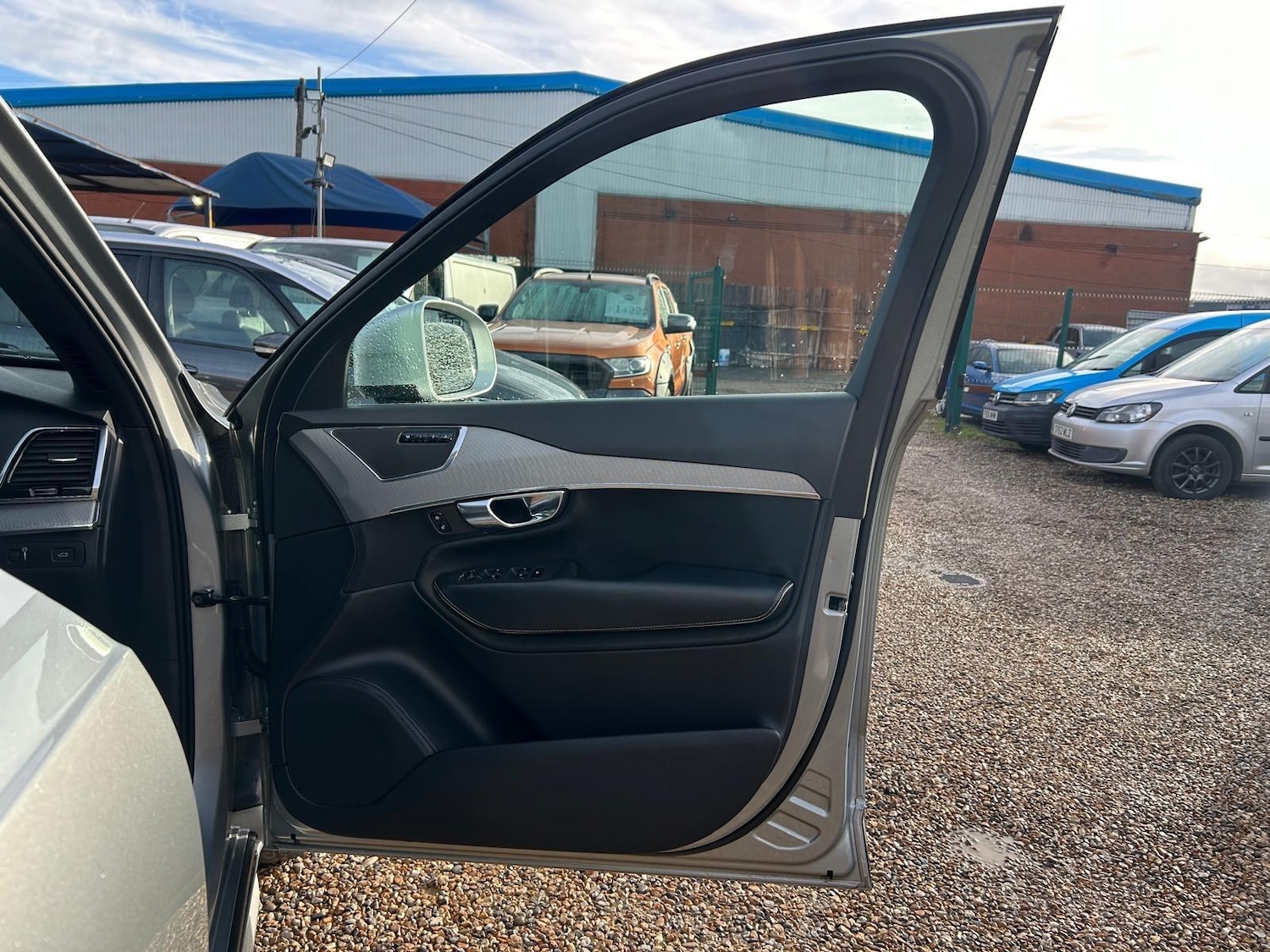 Used Volvo XC90 2017 for sale - 76337255: Photo 54