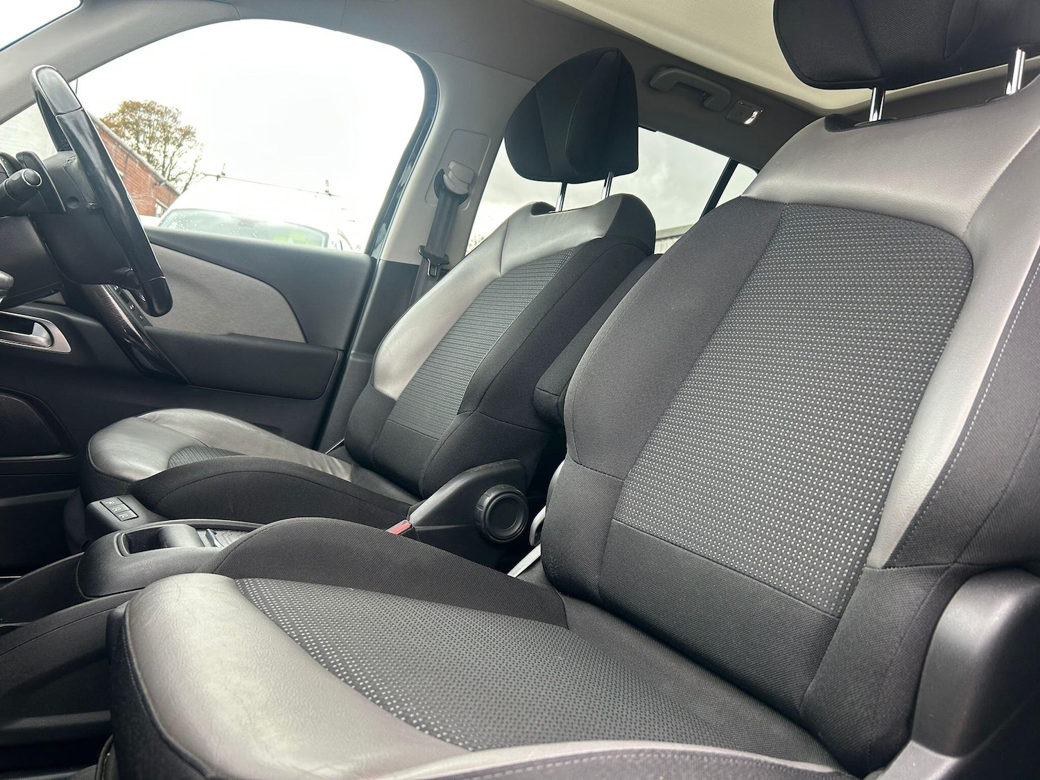 Used Citroen C4 Grand Picasso 2017 for sale - 76423009: Photo 13