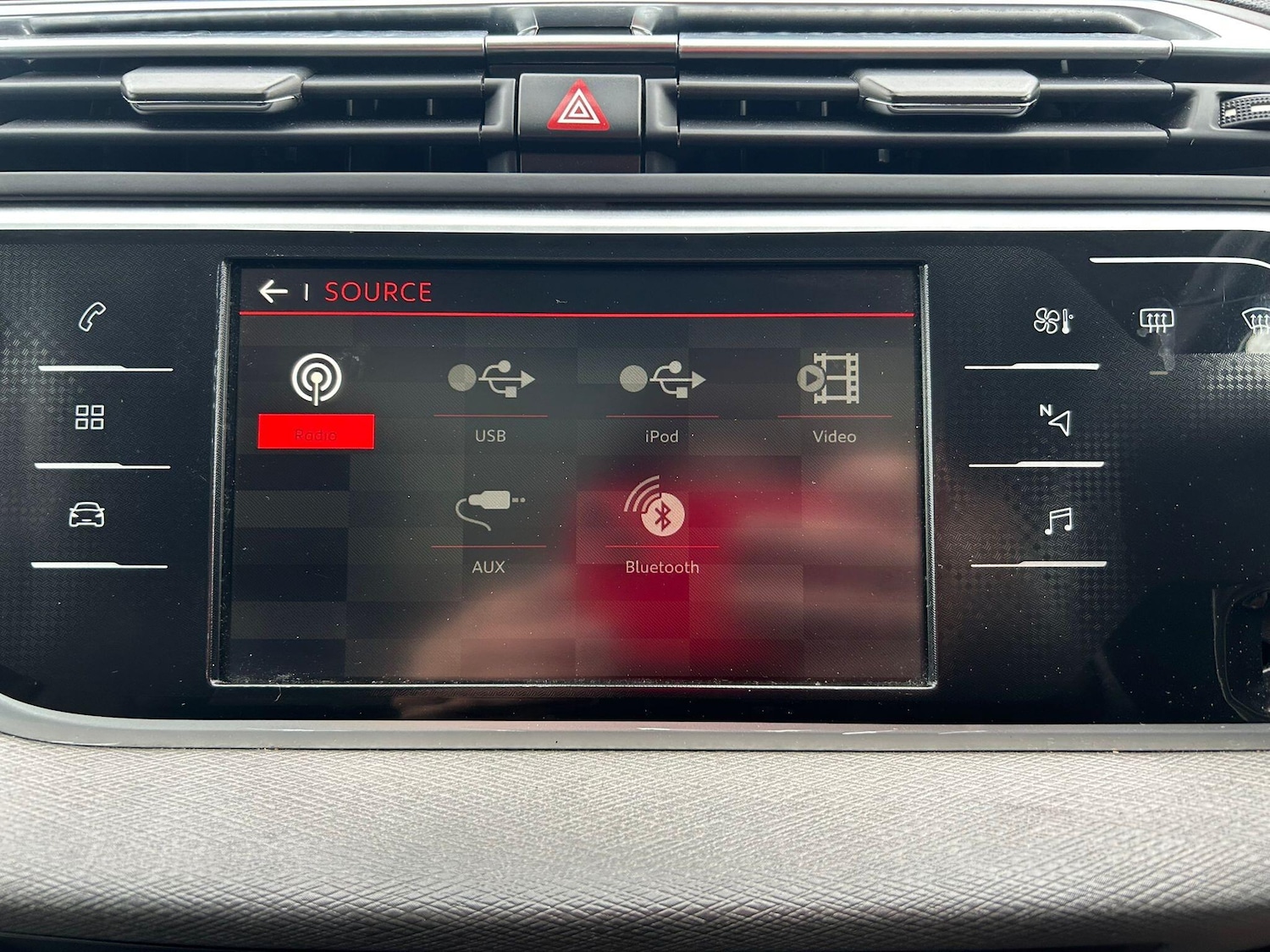 Used Citroen C4 Grand Picasso 2017 for sale - 76423009: Photo 25