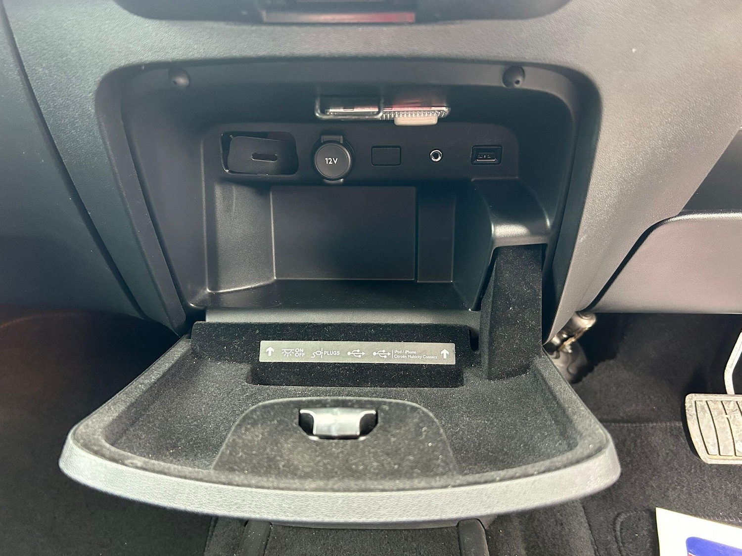 Used Citroen C4 Grand Picasso 2017 for sale - 76423009: Photo 56