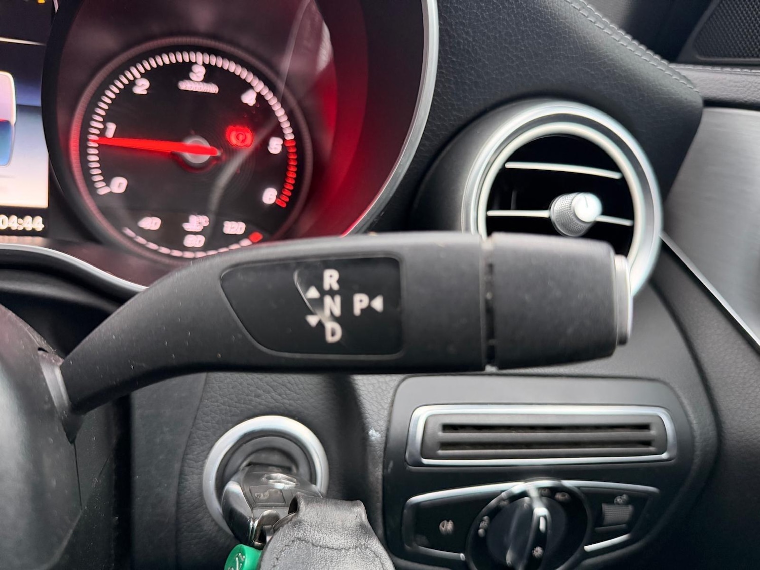 Used Mercedes-Benz C Class 2015 for sale - 77645819: Photo 48