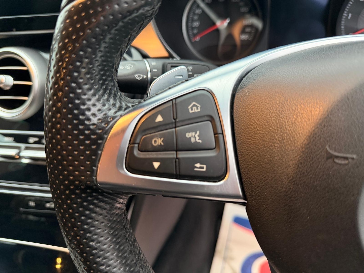 Used Mercedes-Benz C Class 2015 for sale - 77645819: Photo 50