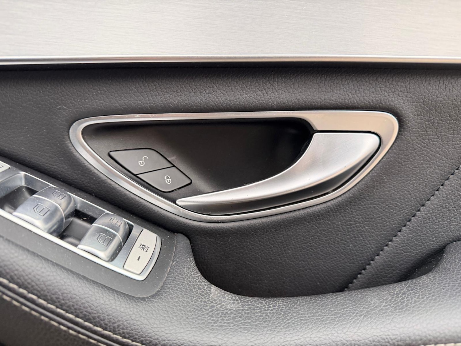 Used Mercedes-Benz C Class 2015 for sale - 77645819: Photo 55