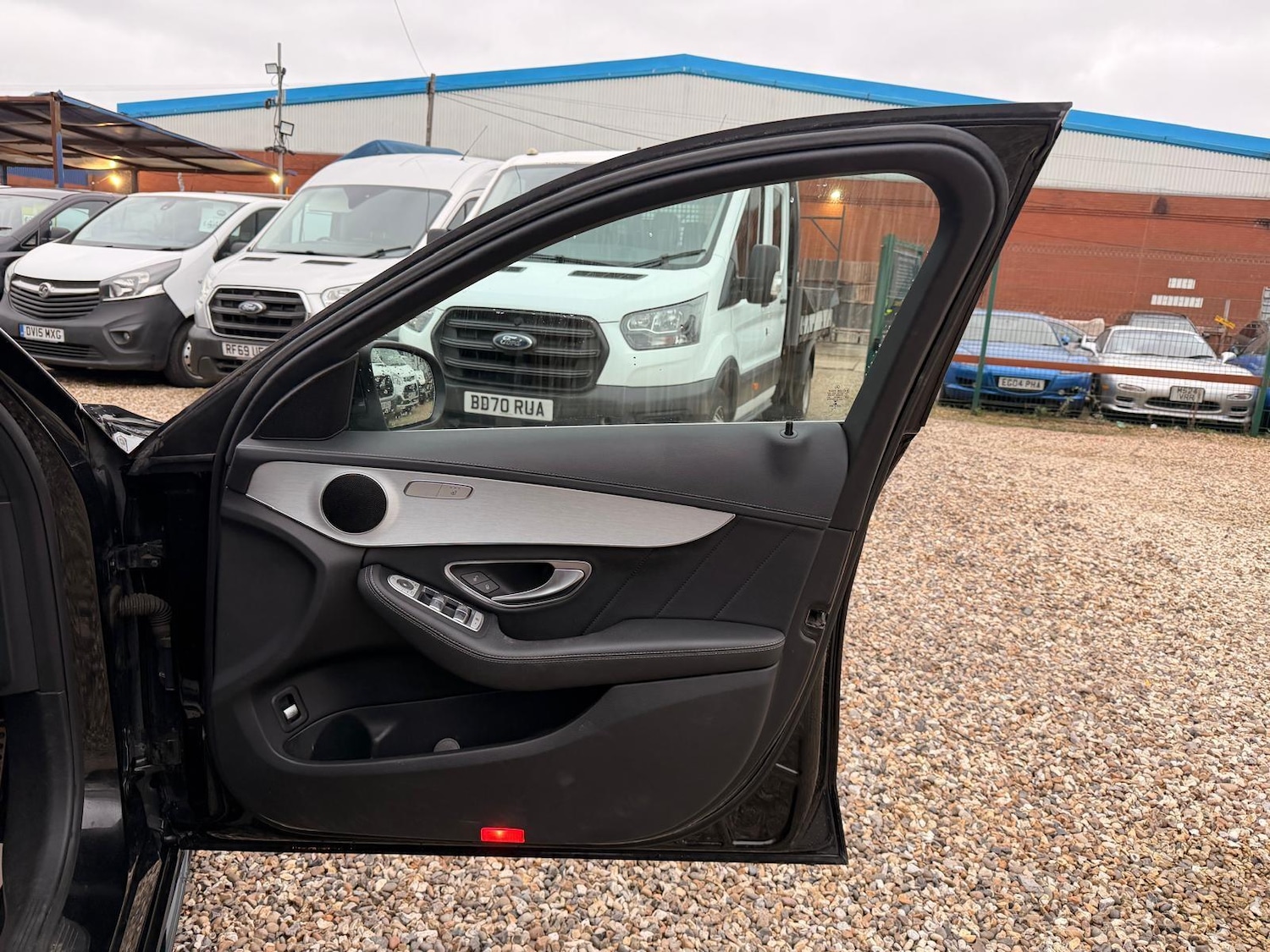 Used Mercedes-Benz C Class 2015 for sale - 77645819: Photo 57