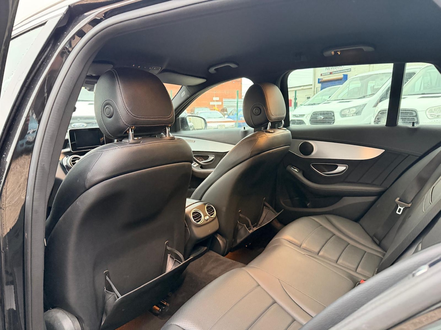 Used Mercedes-Benz C Class 2015 for sale - 77645819: Photo 67