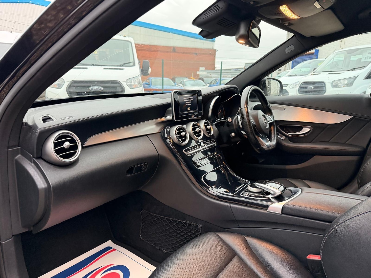 Used Mercedes-Benz C Class 2015 for sale - 77645819: Photo 76