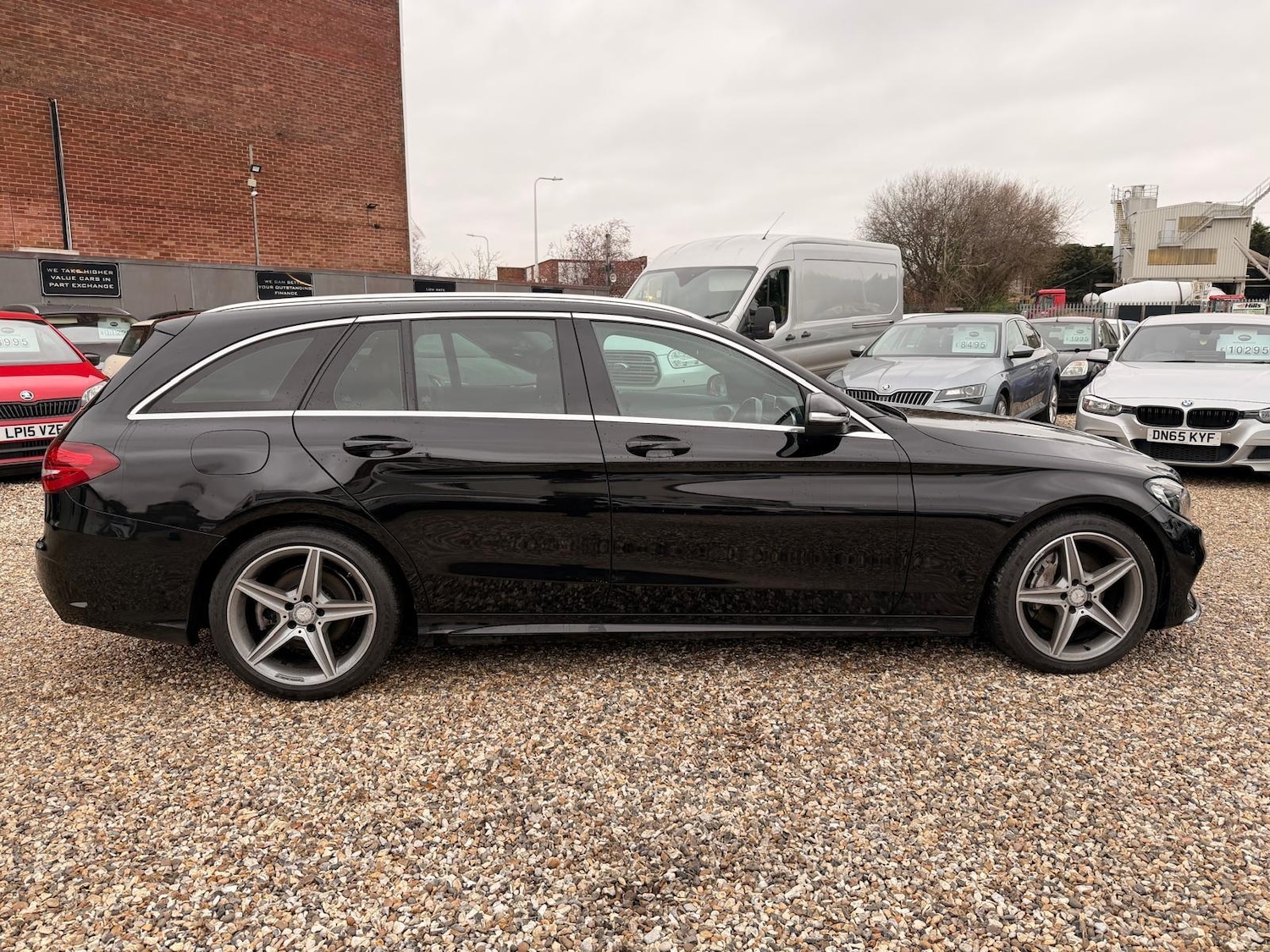 Used Mercedes-Benz C Class 2015 for sale - 77645819: Photo 8