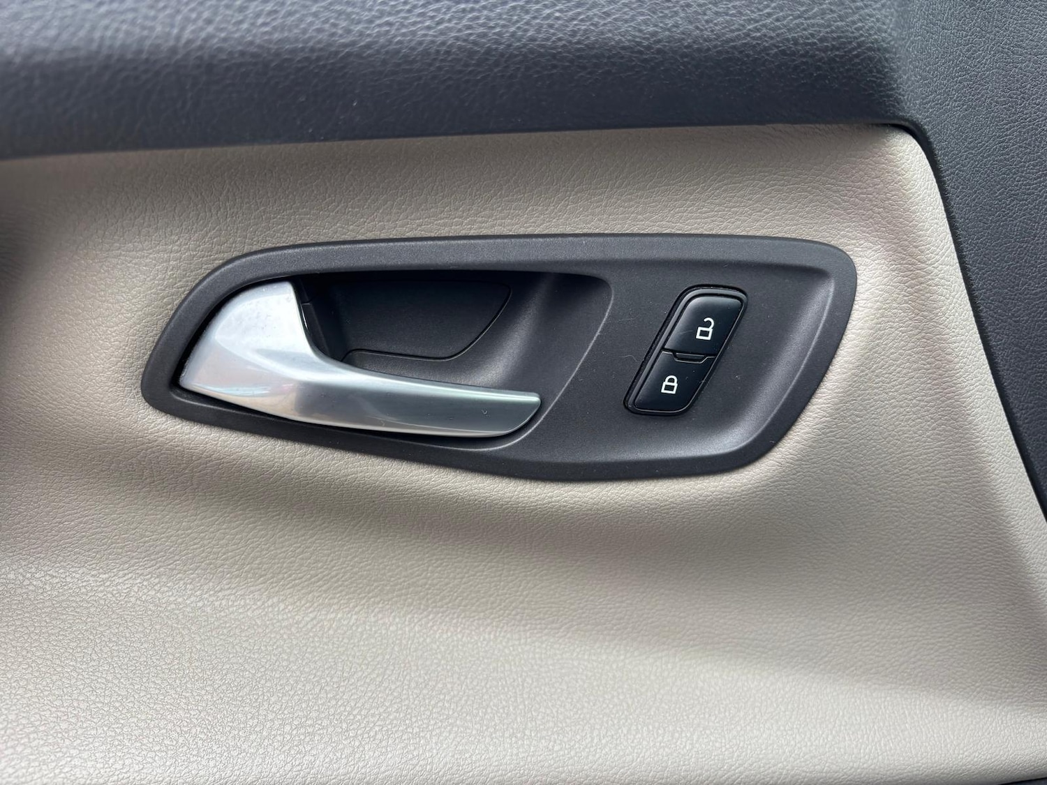 Used Ford Tourneo Custom 2015 for sale - 77469222: Photo 48