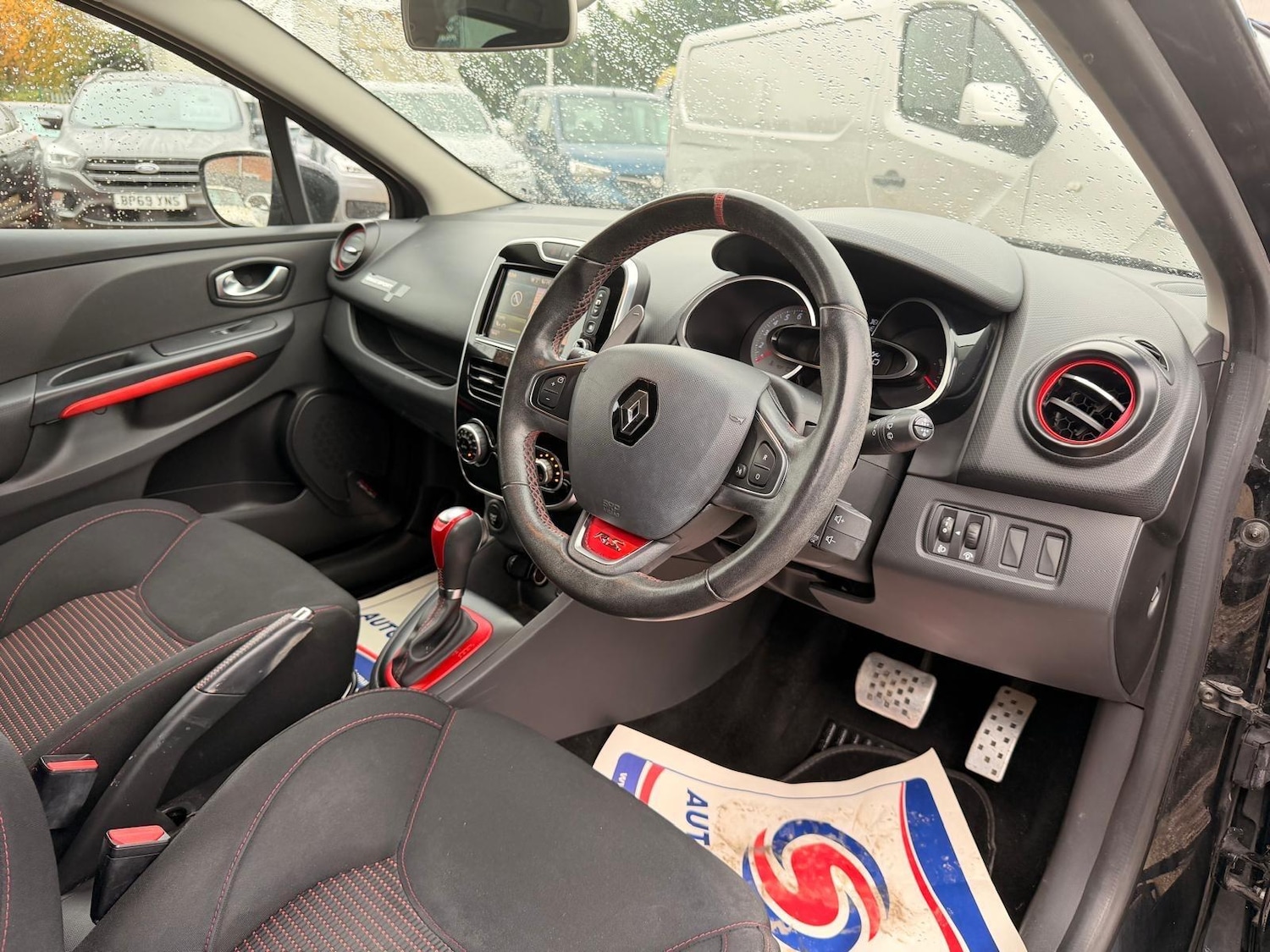 Used Renault Clio 2015 for sale - 77238435: Photo 23