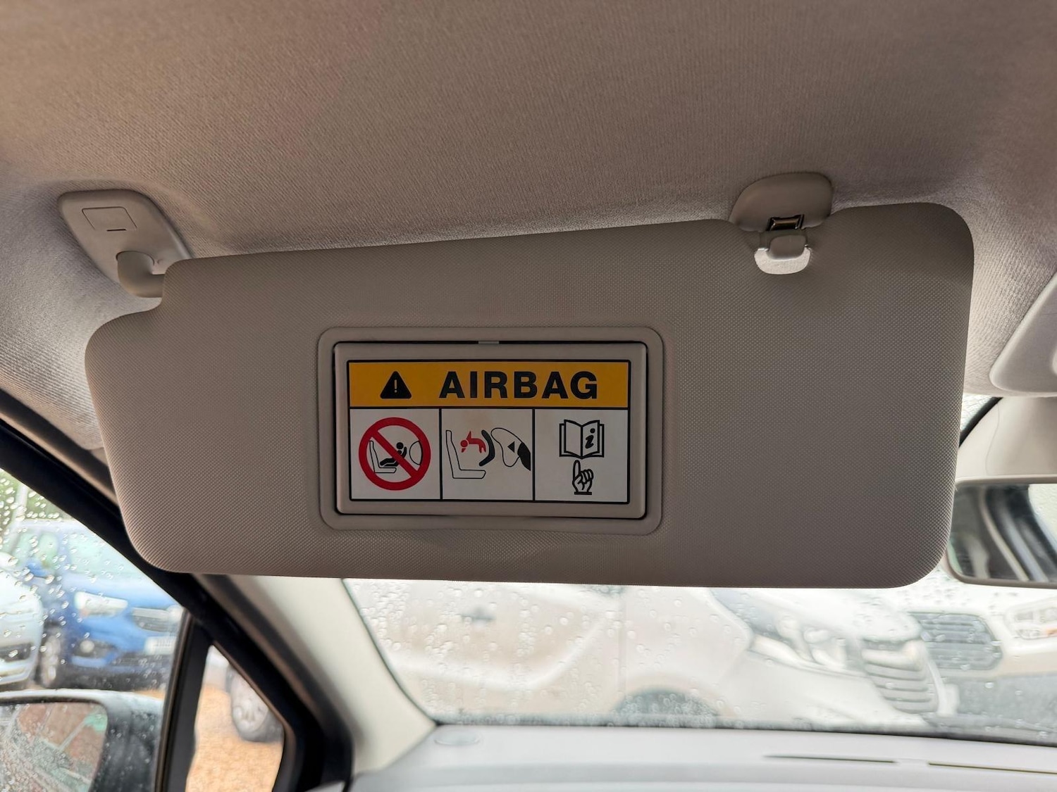 Used Renault Clio 2015 for sale - 77238435: Photo 32