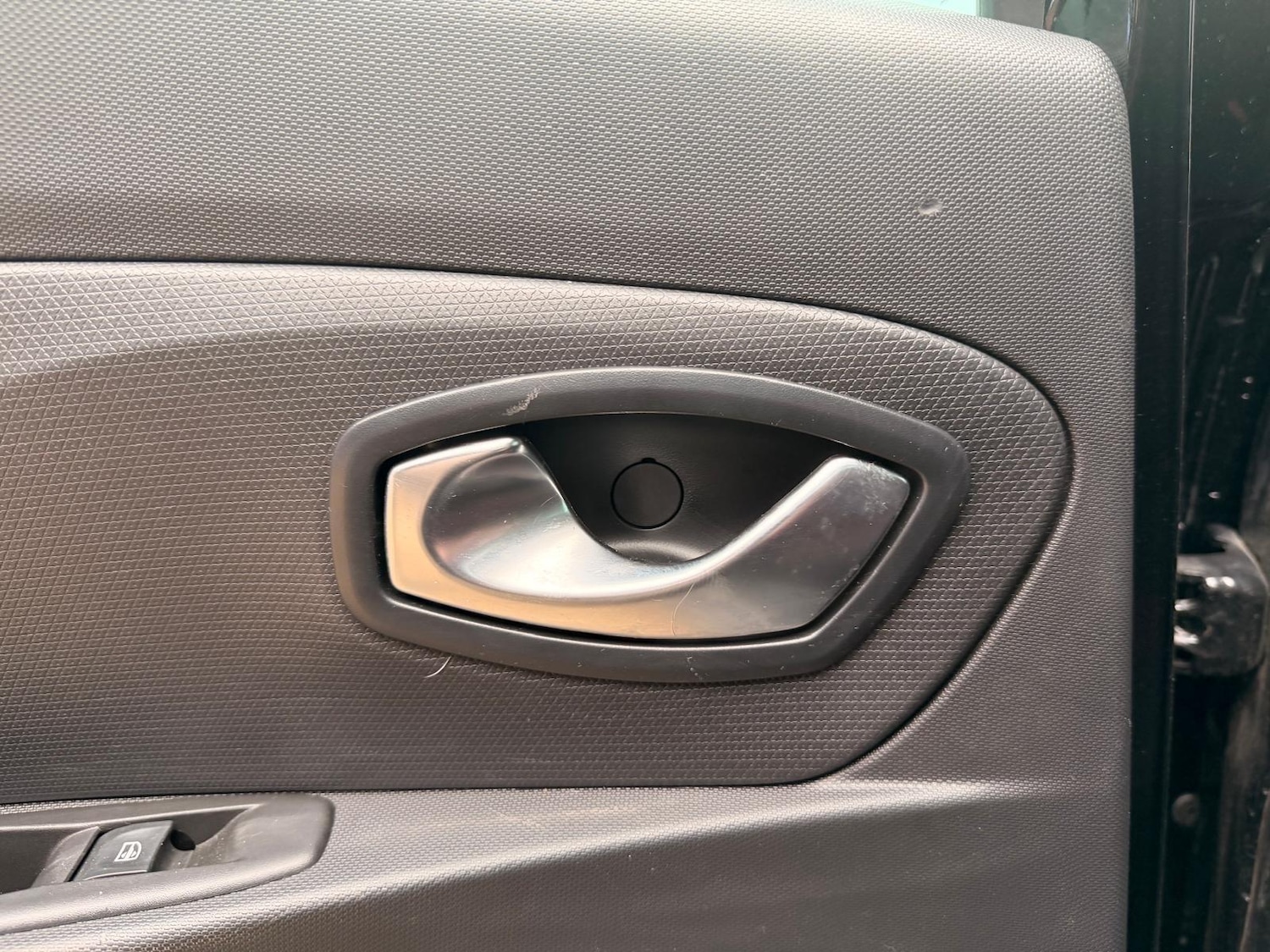 Used Renault Clio 2015 for sale - 77238435: Photo 63