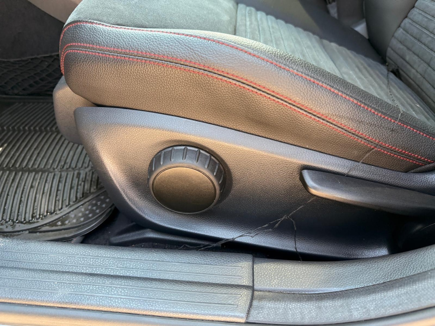 Used Mercedes-Benz GLA for sale - 77738067: Photo 48