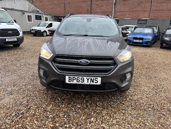 Used Ford Kuga 2019 for sale - 76942352: Photo