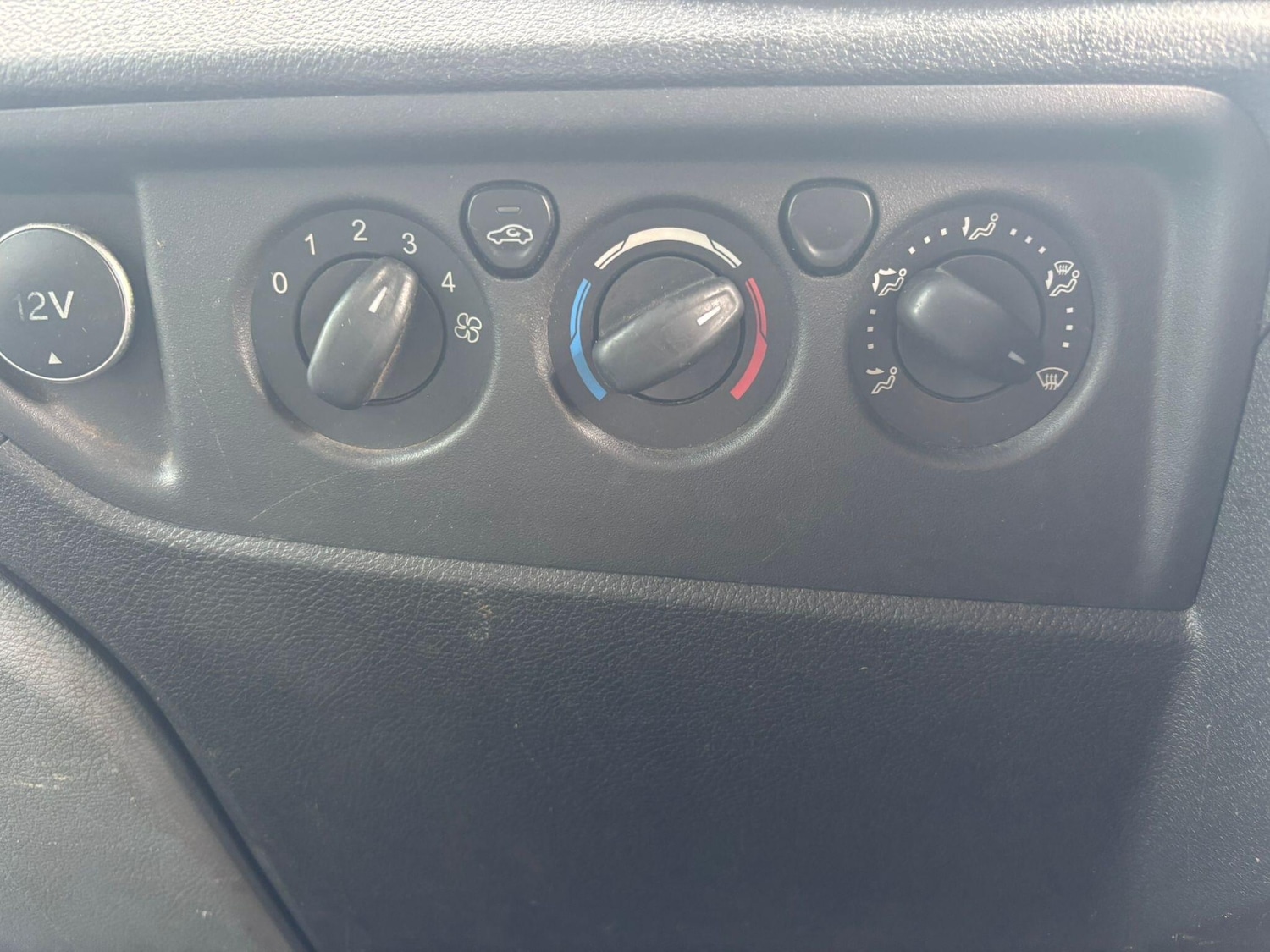 Used Ford Transit 2015 for sale - 76850251: Photo 56