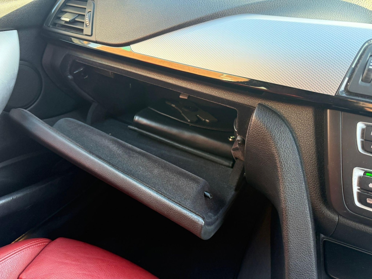 Used BMW 3 Series 2012 for sale - 76389078: Photo 38