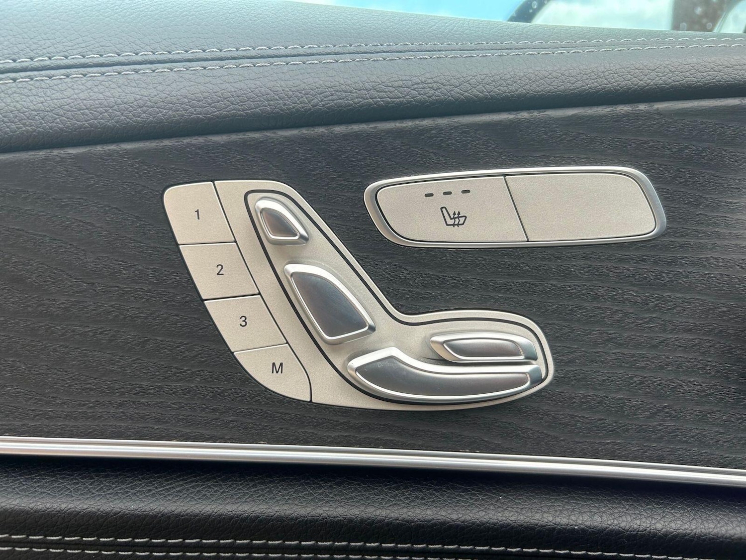 Used Mercedes-Benz E Class 2017 for sale - 76953038: Photo 16