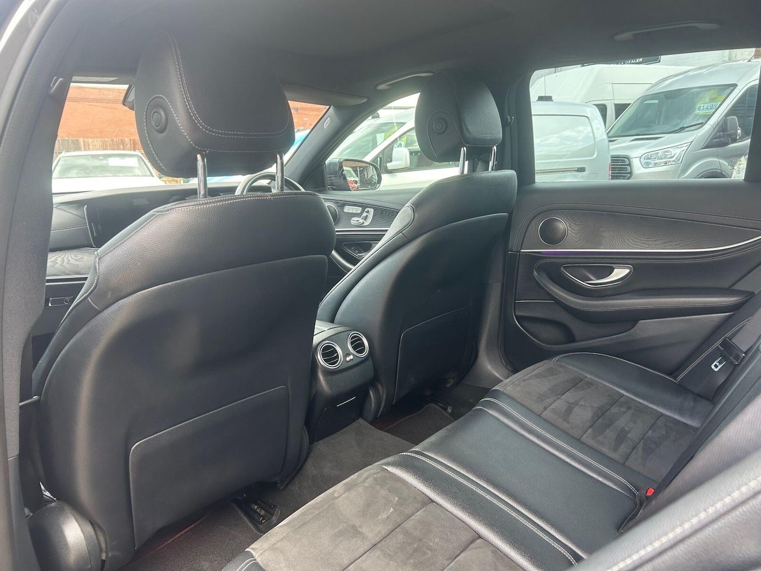 Used Mercedes-Benz E Class 2017 for sale - 76953038: Photo 20