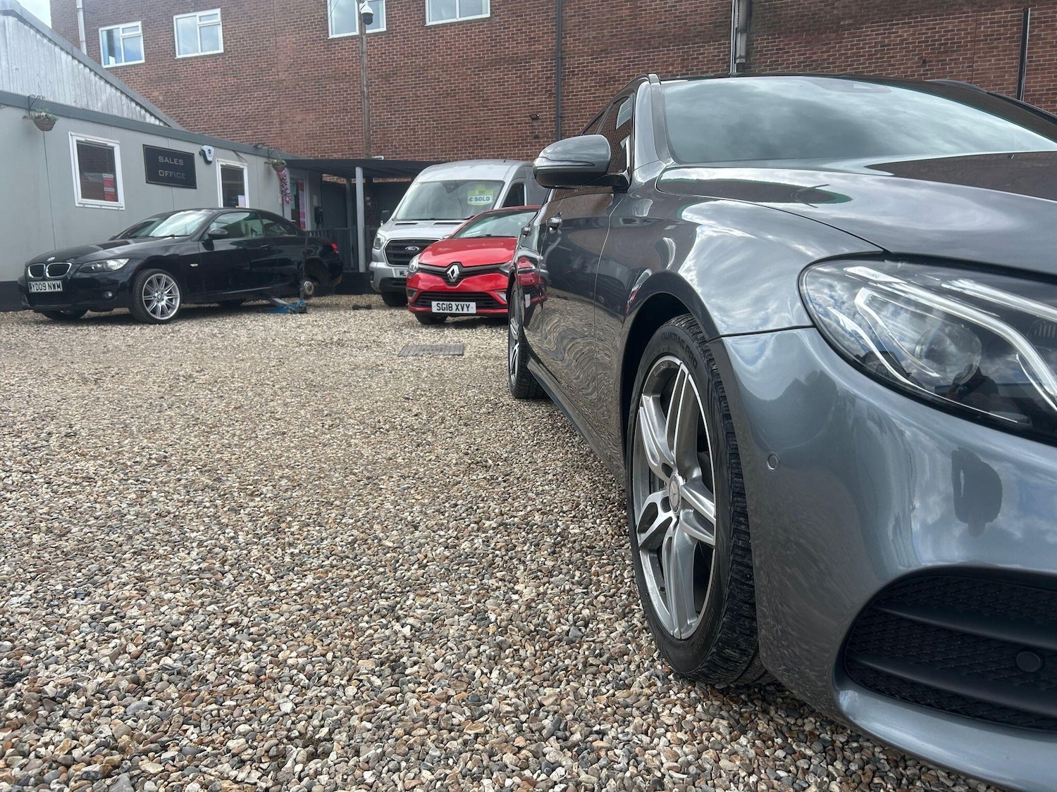 Used Mercedes-Benz E Class 2017 for sale - 76953038: Photo 34