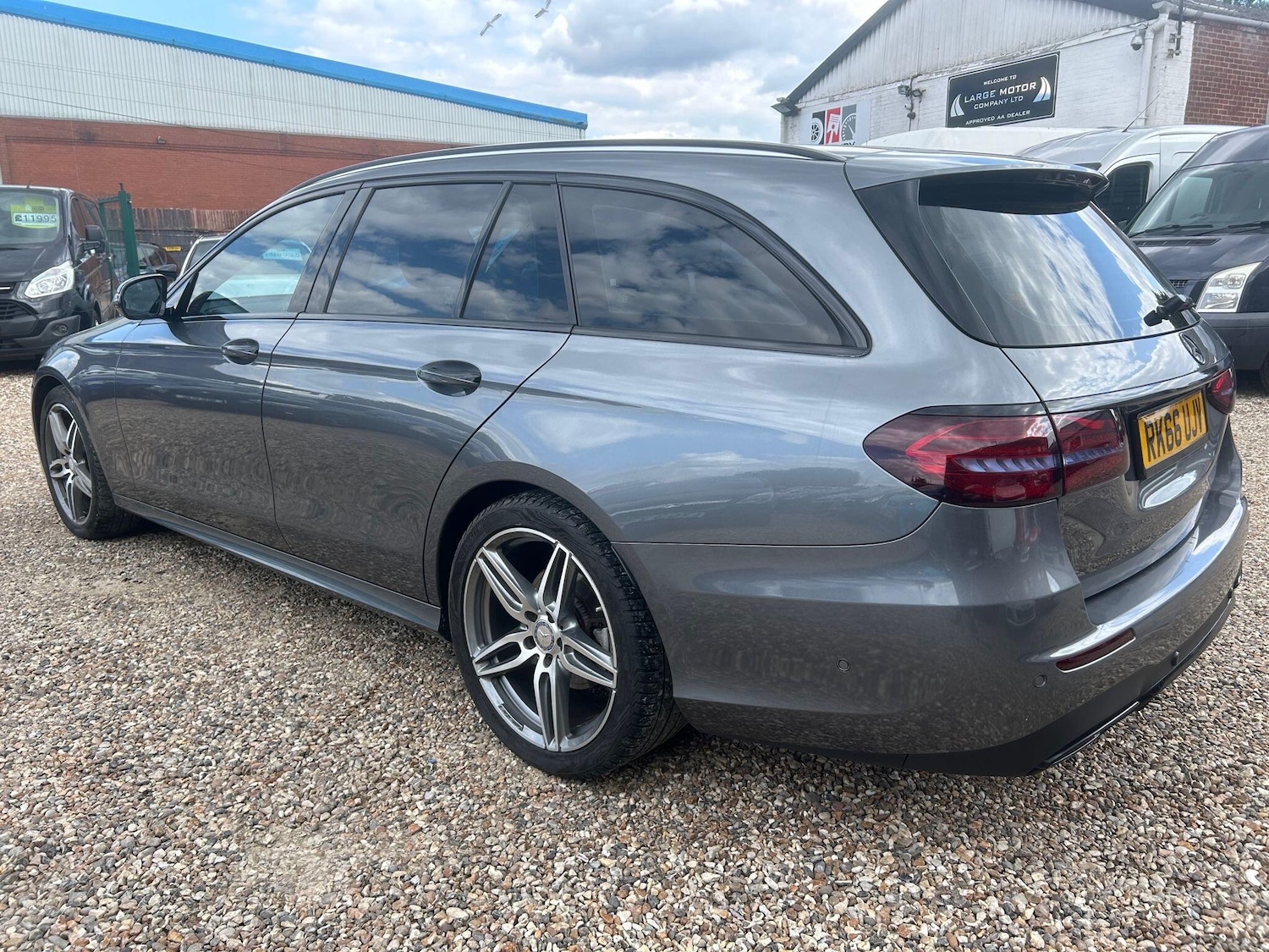 Used Mercedes-Benz E Class 2017 for sale - 76953038: Photo 42