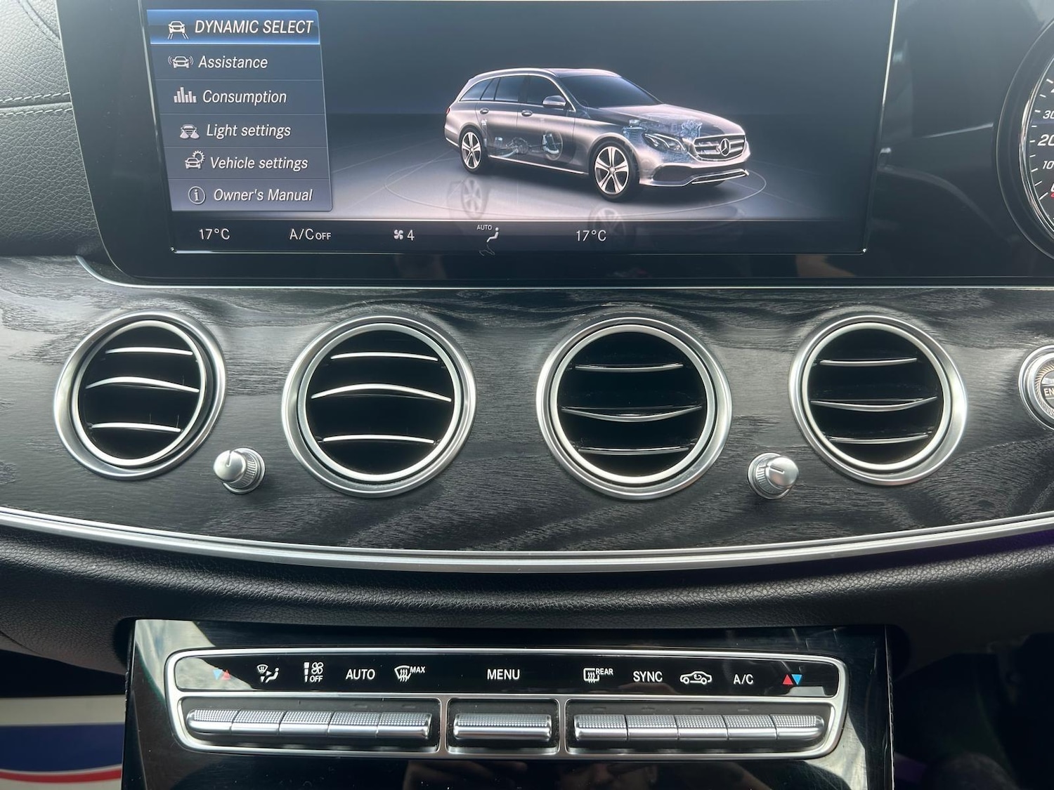 Used Mercedes-Benz E Class 2017 for sale - 76953038: Photo 87