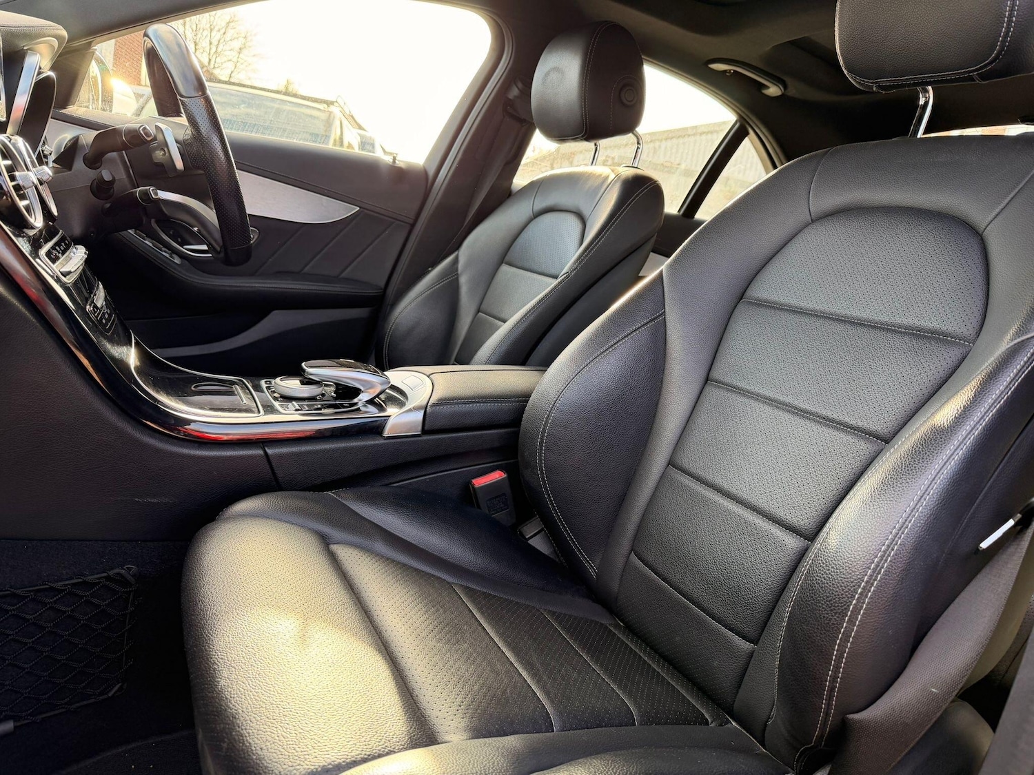 Used Mercedes-Benz C Class 2015 for sale - 76572868: Photo 12