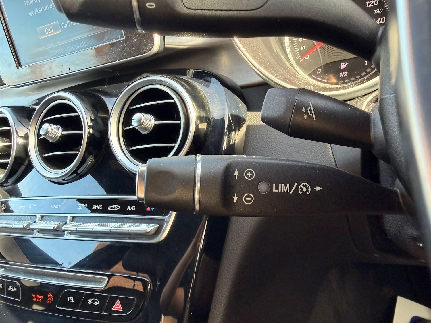 Used Mercedes-Benz C Class 2015 for sale - 76572868: Photo 20