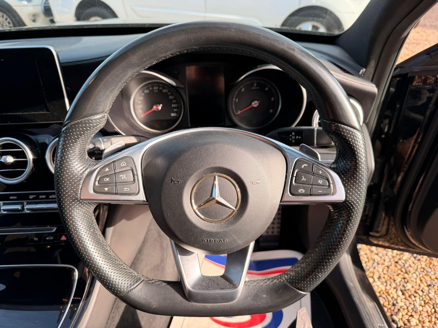 Used Mercedes-Benz C Class 2015 for sale - 76572868: Photo 21