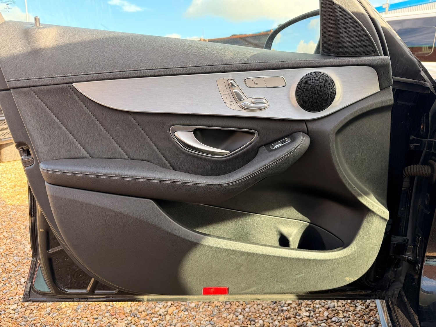 Used Mercedes-Benz C Class 2015 for sale - 76572868: Photo 60