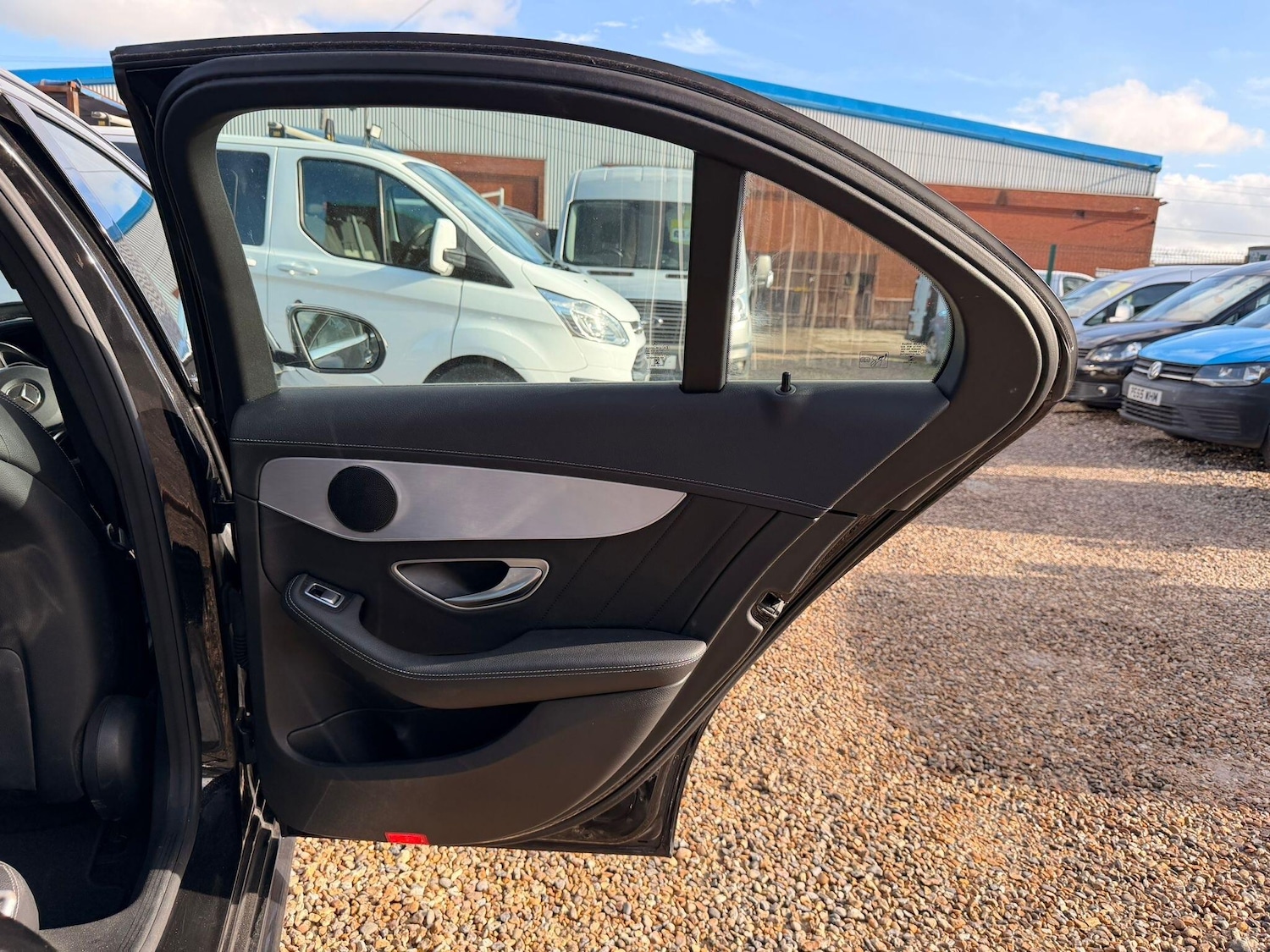 Used Mercedes-Benz C Class 2015 for sale - 76572868: Photo 65