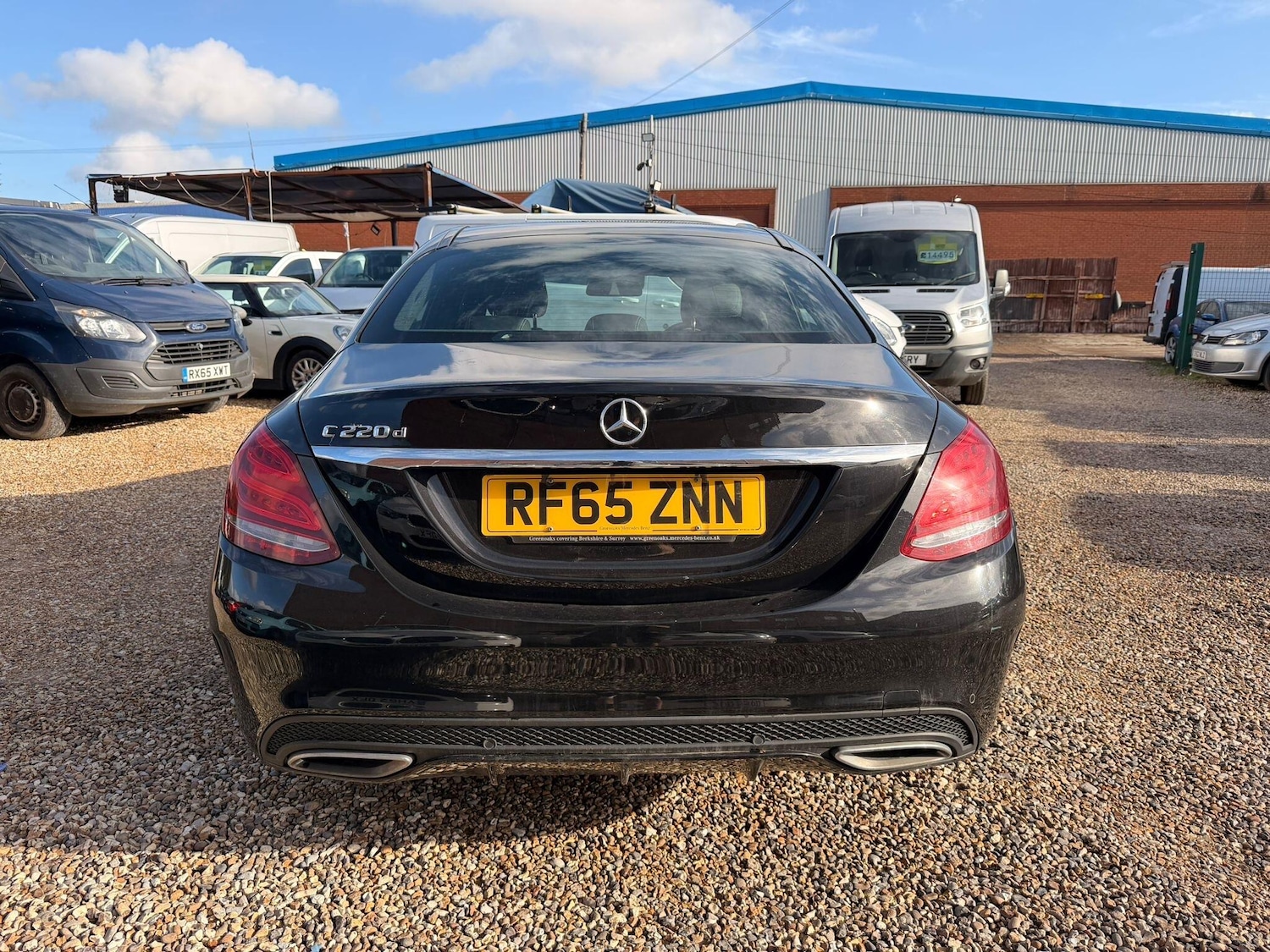 Used Mercedes-Benz C Class 2015 for sale - 76572868: Photo 7