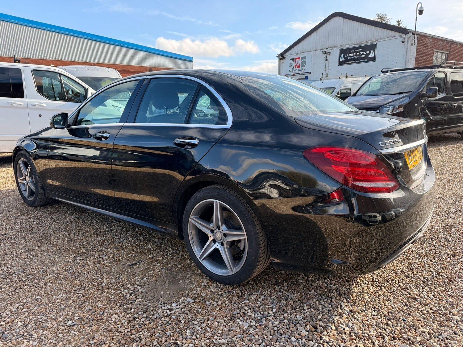 Used Mercedes-Benz C Class 2015 for sale - 76572868: Photo 82