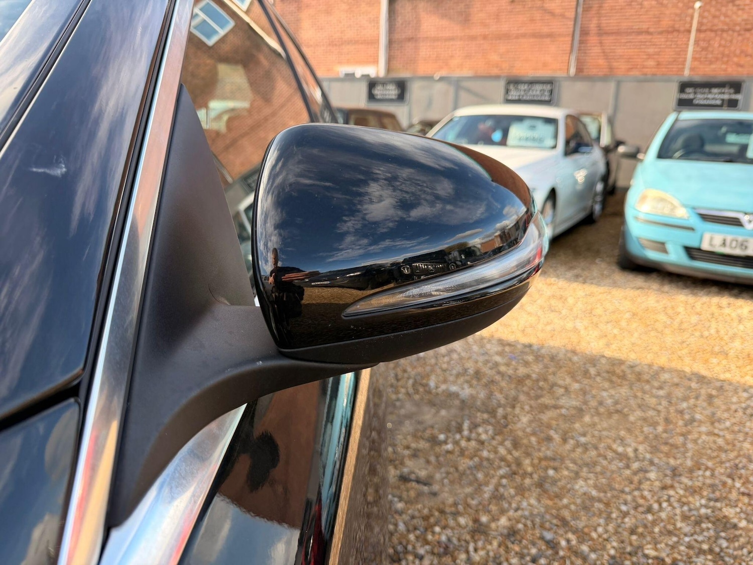 Used Mercedes-Benz C Class 2015 for sale - 76572868: Photo 90