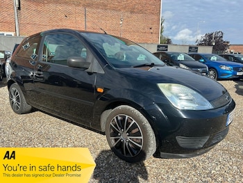 Used Ford Fiesta 2005 for sale - 75756332: Photo