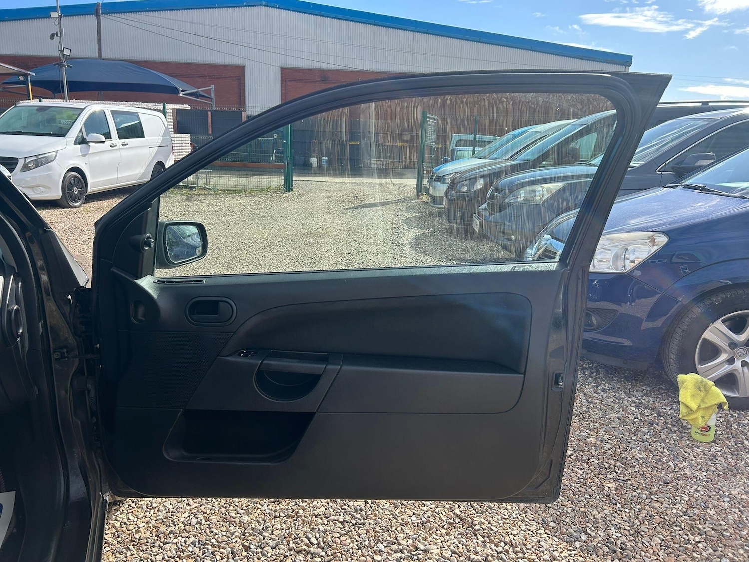 Vehicle 29