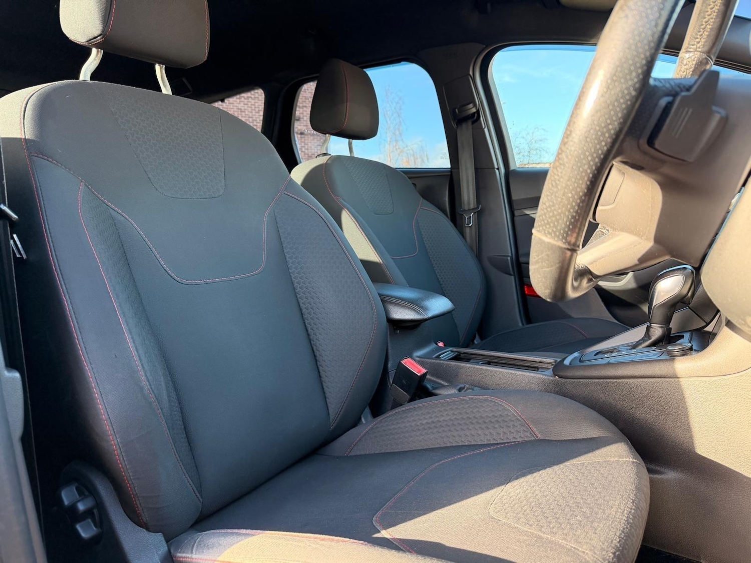 Used Ford Focus 2017 for sale - 76918521: Photo 11