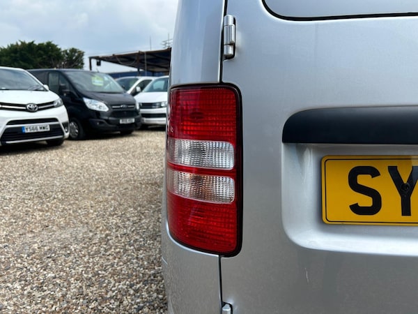 Used Volkswagen Caddy Maxi 2012 for sale - 74920677: Photo 65