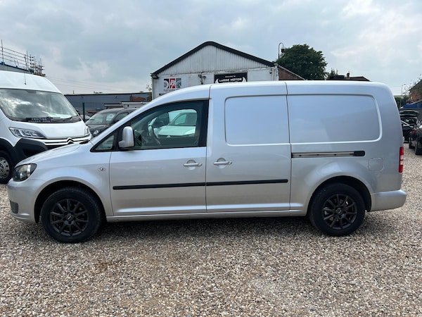 Used Volkswagen Caddy Maxi 2012 for sale - 74920677: Photo 6