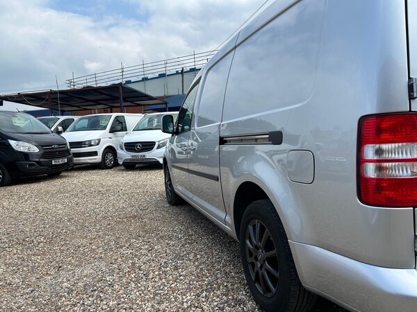 Used Volkswagen Caddy Maxi 2012 for sale - 74920677: Photo 71