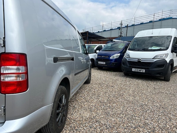 Used Volkswagen Caddy Maxi 2012 for sale - 74920677: Photo 72