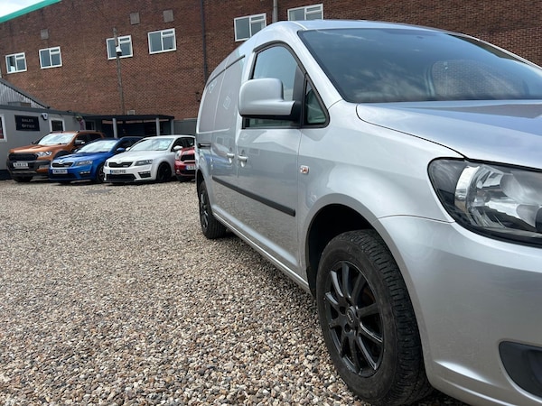 Used Volkswagen Caddy Maxi 2012 for sale - 74920677: Photo 73