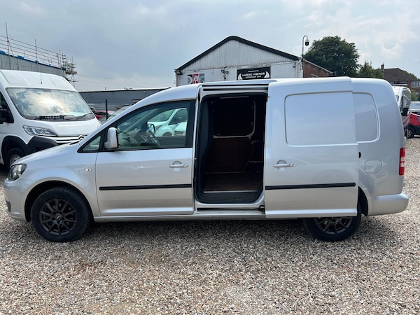 Used Volkswagen Caddy Maxi 2012 for sale - 74920677: Photo 7