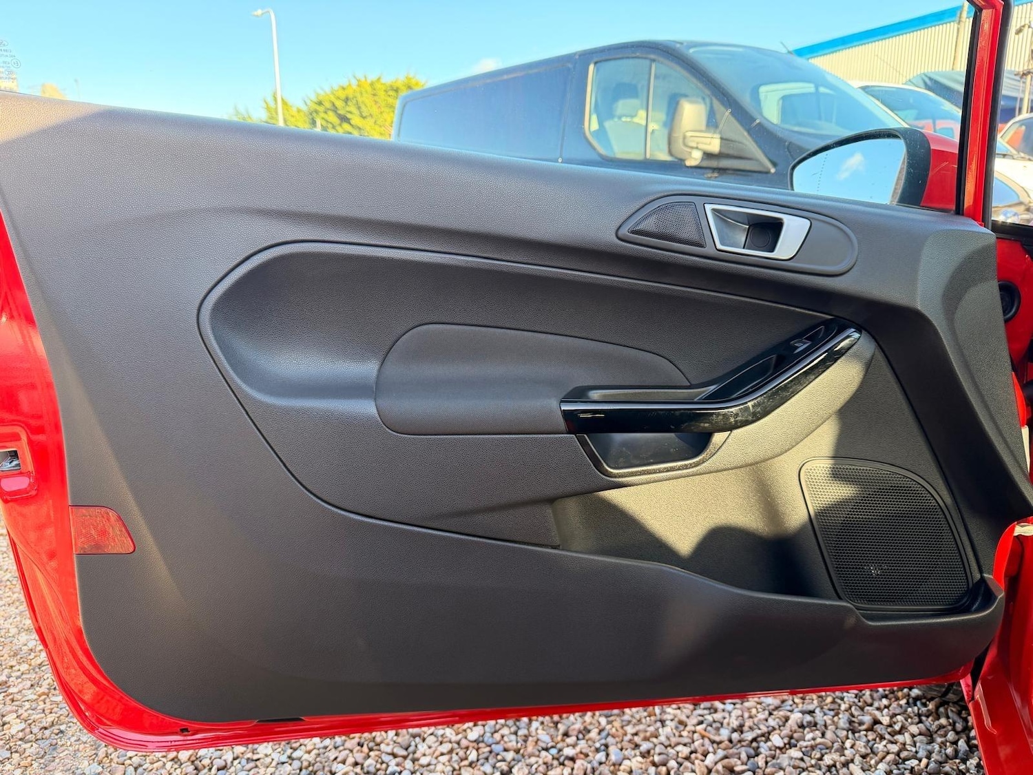 Used Ford Fiesta 2014 for sale - 77098060: Photo 40