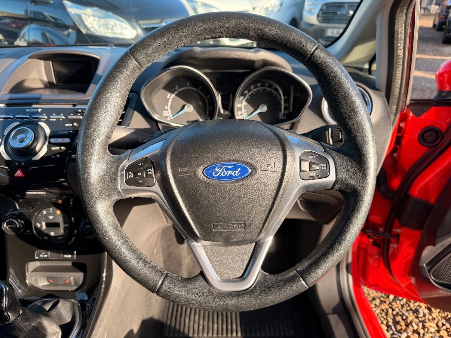 Used Ford Fiesta 2014 for sale - 77098060: Photo 59