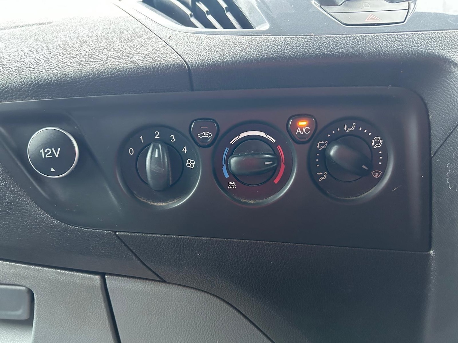 Used Ford Transit Custom 2014 for sale - 76370948: Photo 19