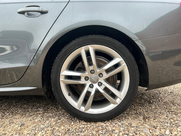 Used Audi A4 2015 for sale - 76152404: Photo 31