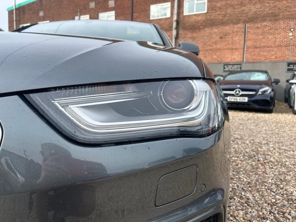 Used Audi A4 2015 for sale - 76152404: Photo 42