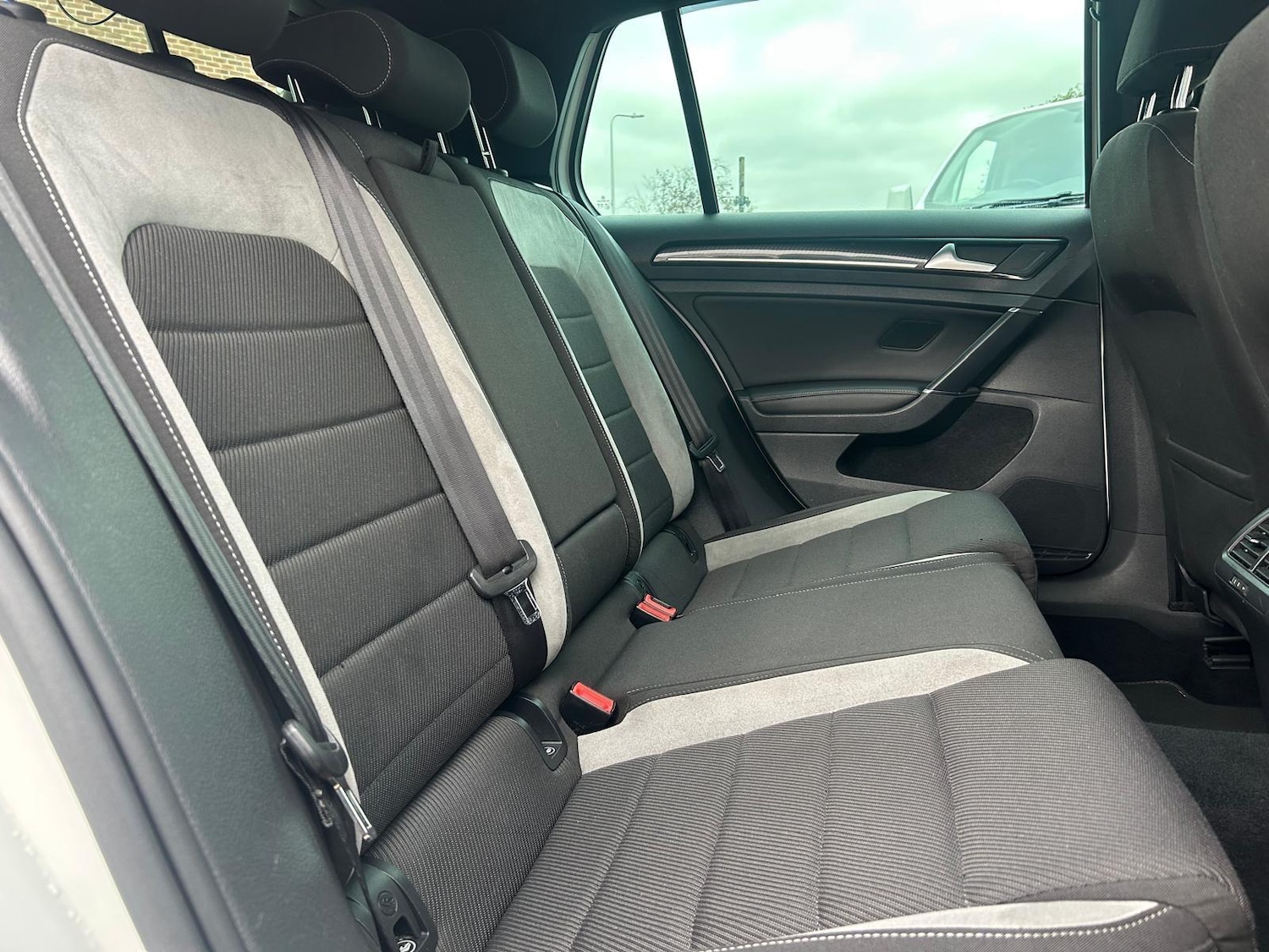 Used Volkswagen Golf 2016 for sale - 76498684: Photo 59